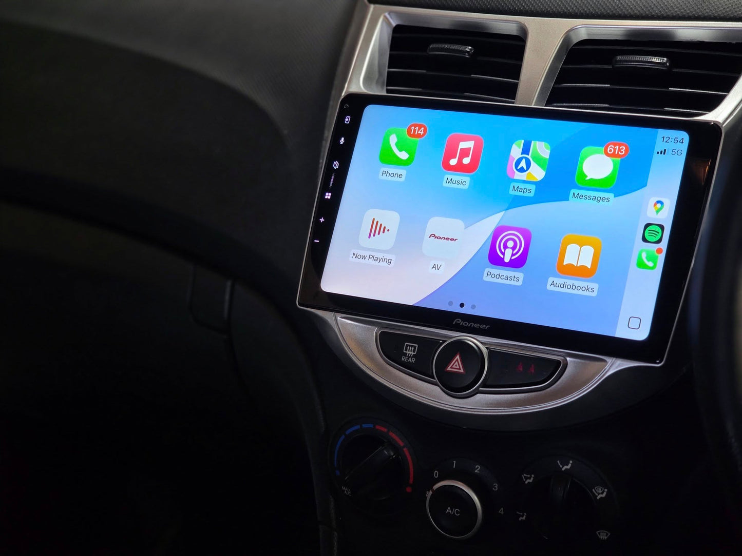 Pioneer DMH-AP6650BT 9" Perfect Fit Solution - Hyundai Accent 2011 - 2020